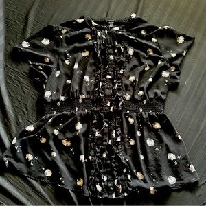 Torrid blouse with seashells